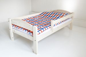 Törpi gyerekágy - natúr olajozott fenyő